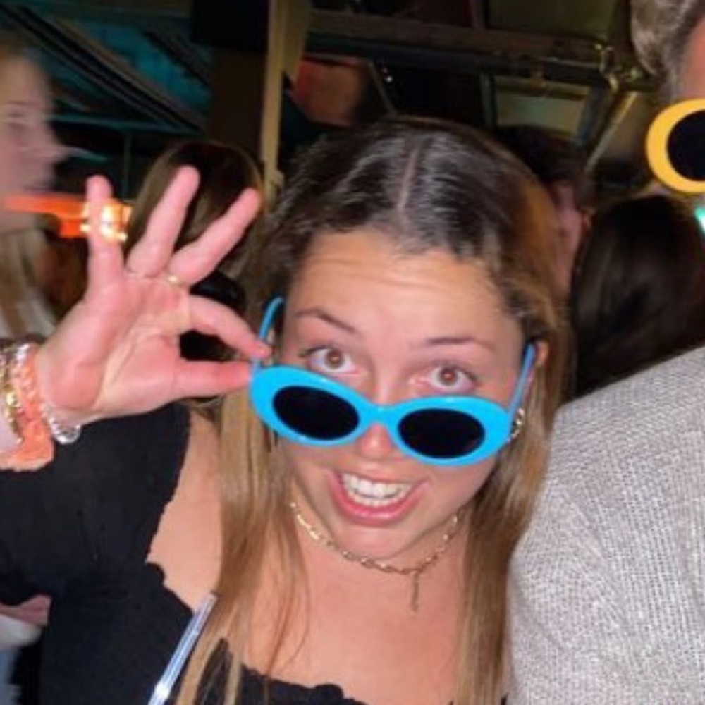 Meet your Posher, Louisa